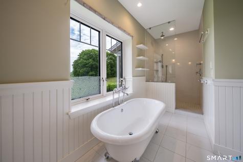 51 Wimler Lane Guilford CT 06437