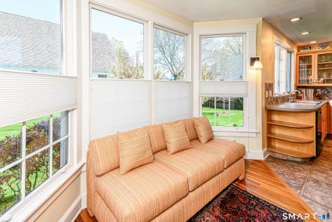 21 Chapel Drive Branford CT 06405