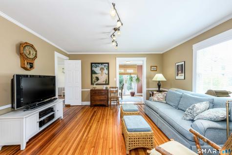 21 Chapel Drive Branford CT 06405