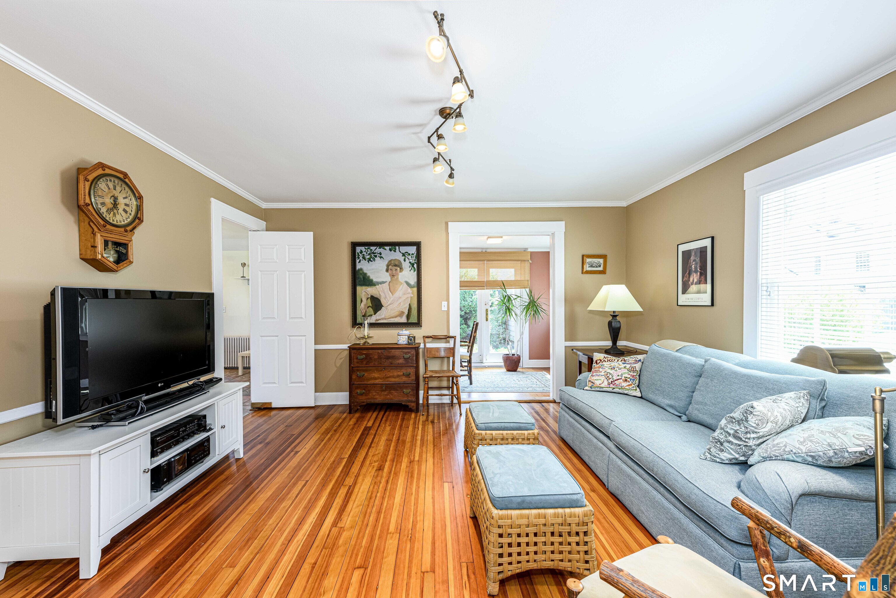 21 Chapel Drive Branford CT 06405