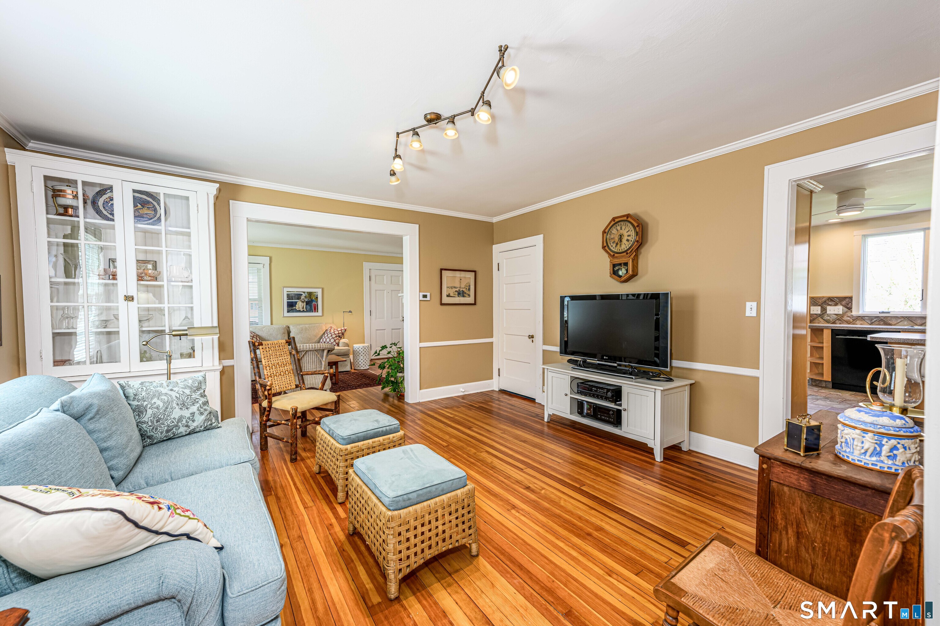 21 Chapel Drive Branford CT 06405