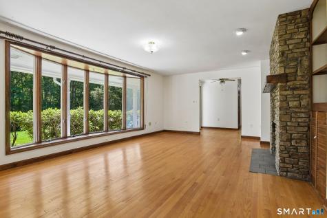 10 Chris Drive Montville CT 06382