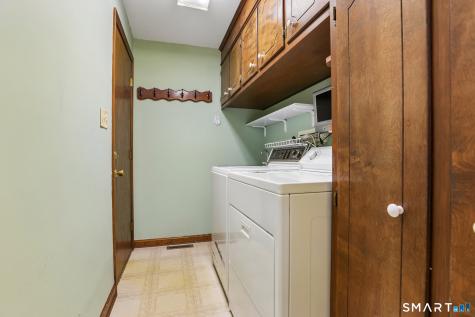 10 Chris Drive Montville CT 06382