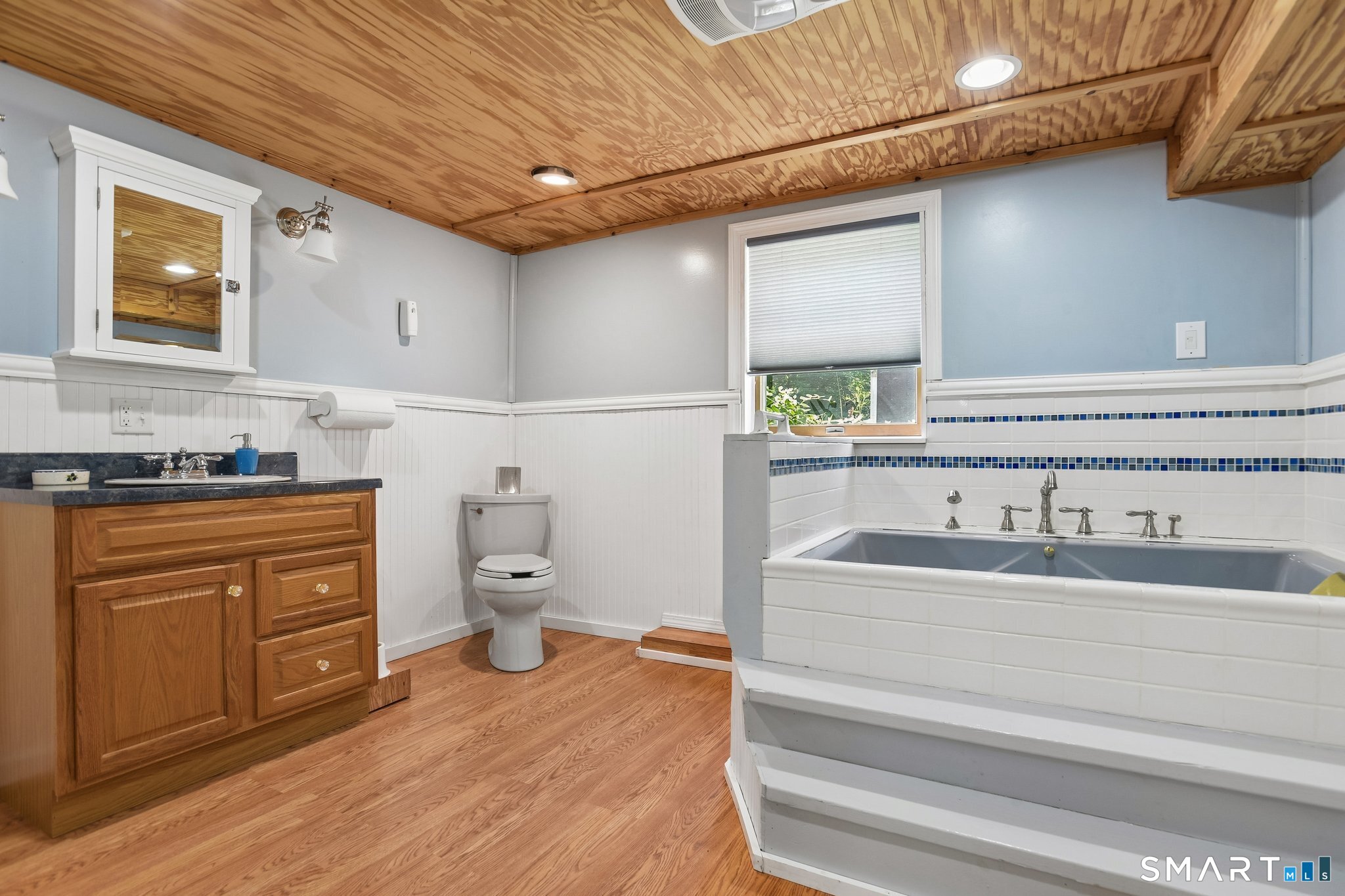 10 Chris Drive Montville CT 06382