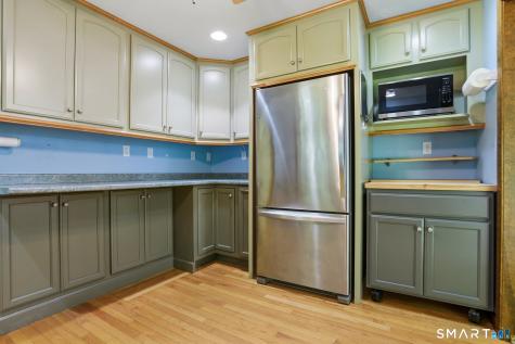 10 Chris Drive Montville CT 06382
