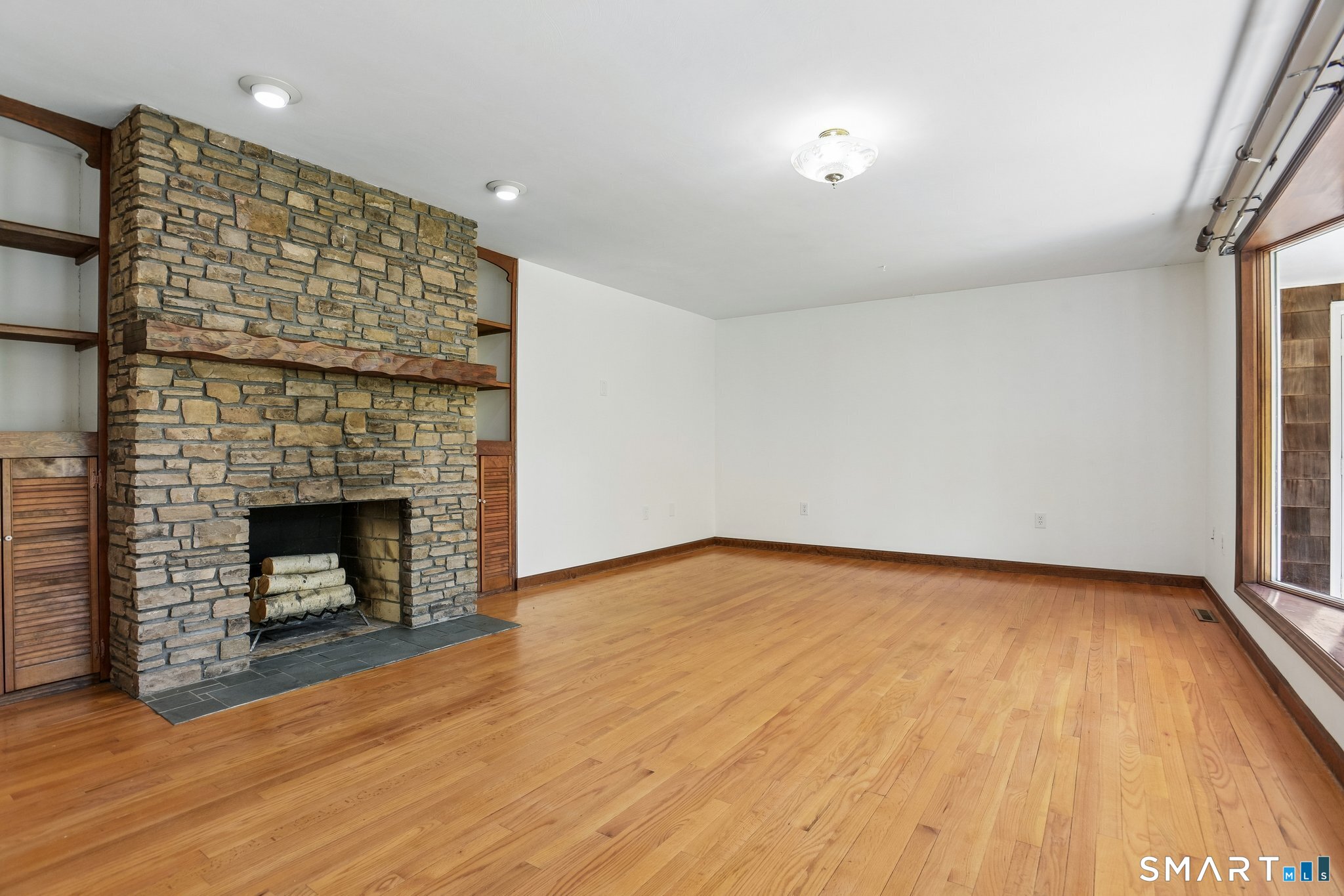 10 Chris Drive Montville CT 06382