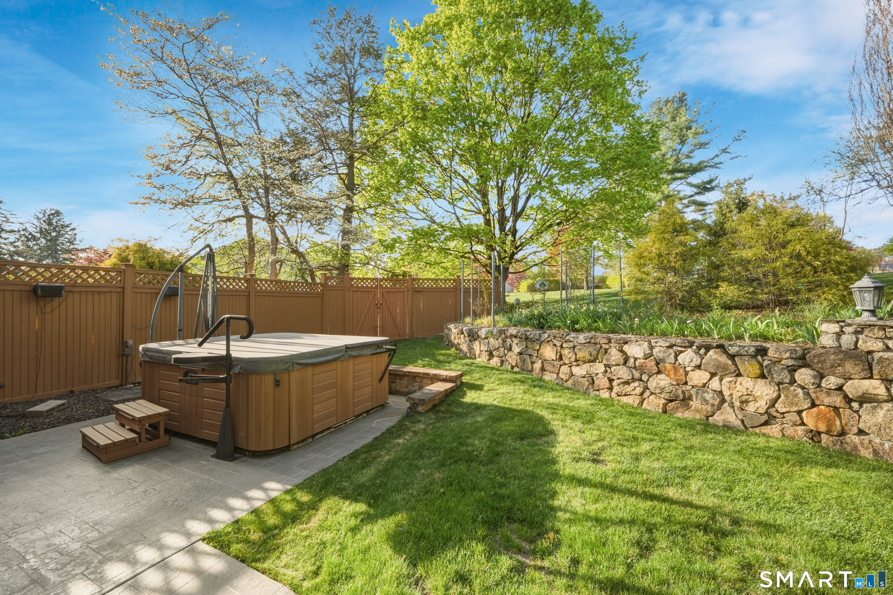 2 Finch Court Norwalk CT 06854