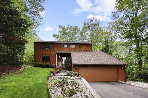 11 Wintergreen Lane Avon CT 06001