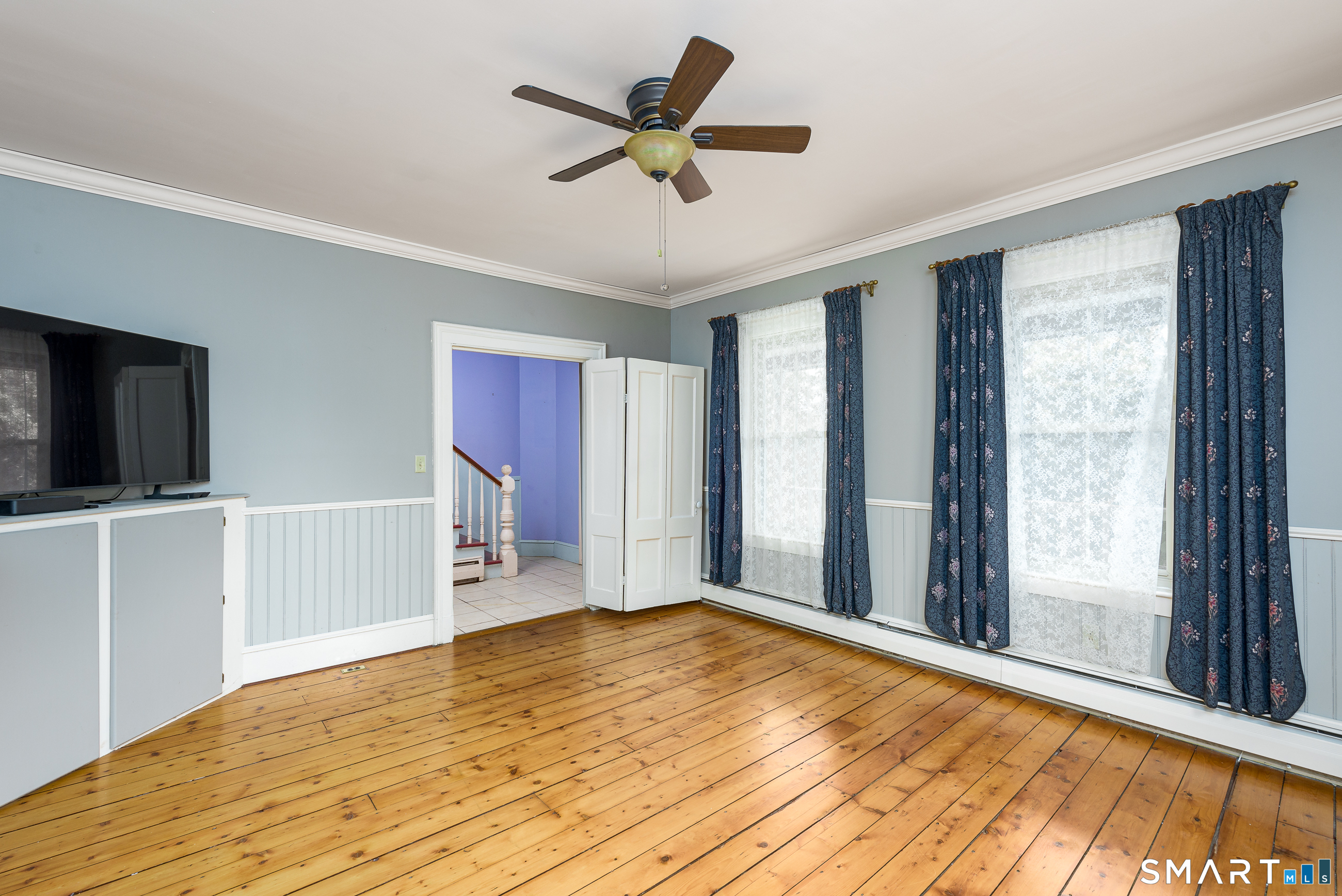 653 Vauxhall St Extension Waterford CT 06385