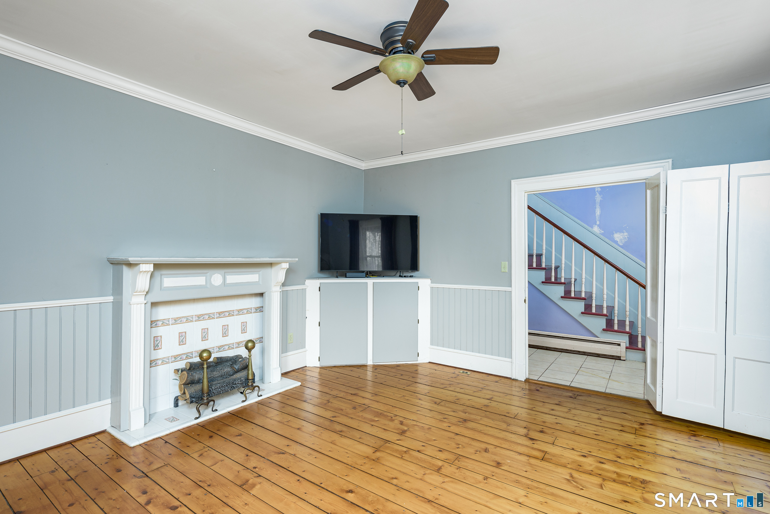 653 Vauxhall St Extension Waterford CT 06385