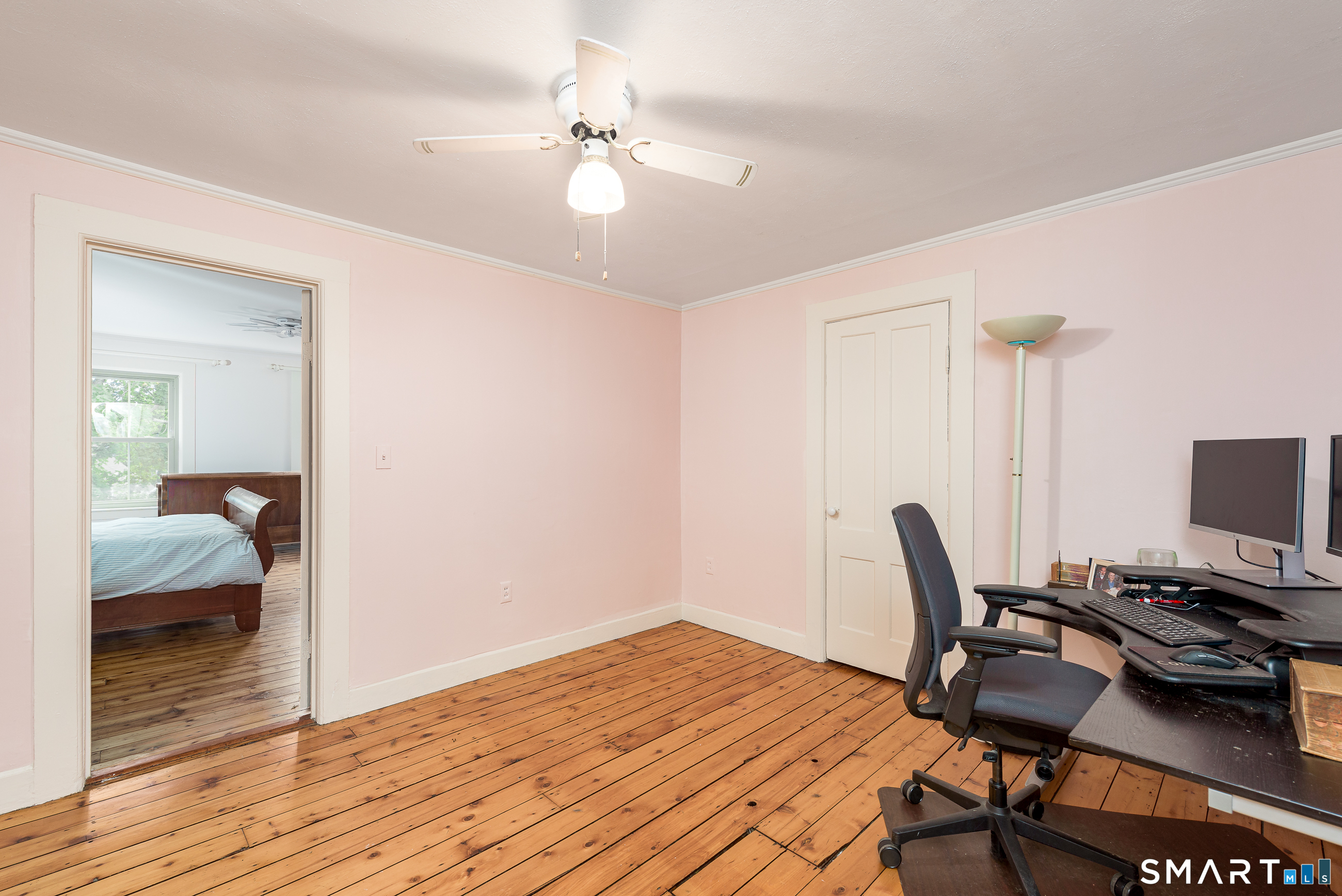 653 Vauxhall St Extension Waterford CT 06385