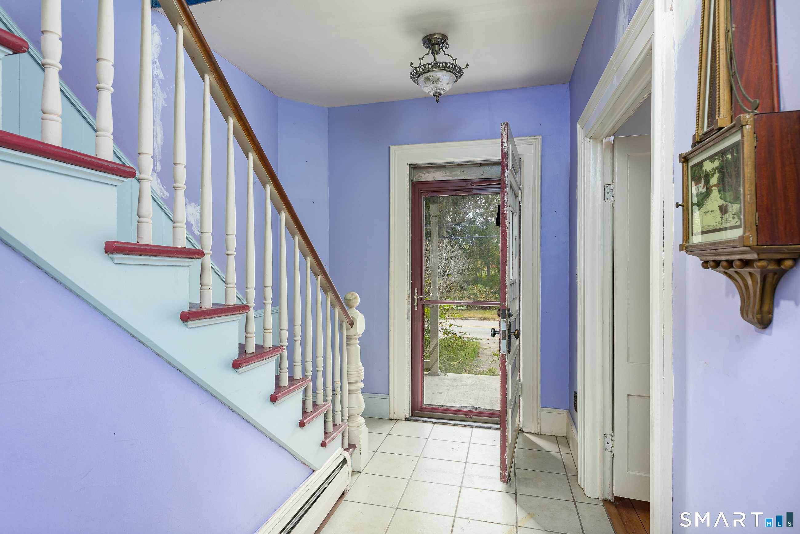 653 Vauxhall St Extension Waterford CT 06385