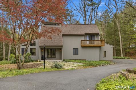18 Highridge Drive Granby CT 06035