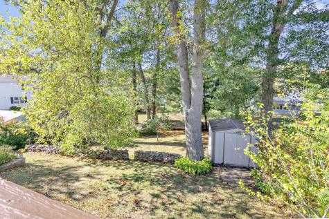 22 Mountain Top Lane New Haven CT 06513