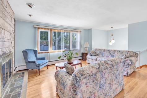 22 Mountain Top Lane New Haven CT 06513