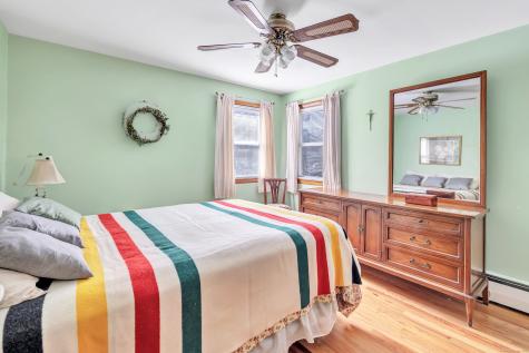 22 Mountain Top Lane New Haven CT 06513