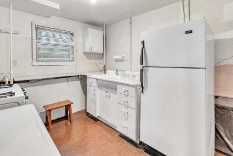 22 Mountain Top Lane New Haven CT 06513