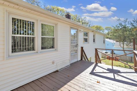 22 Mountain Top Lane New Haven CT 06513