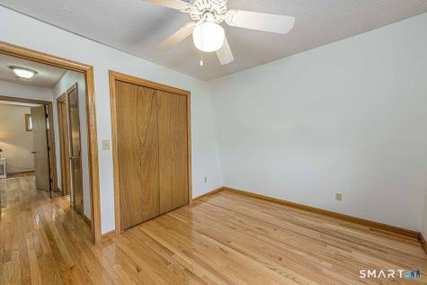 16 Sugar Hill Road North Haven CT 06473