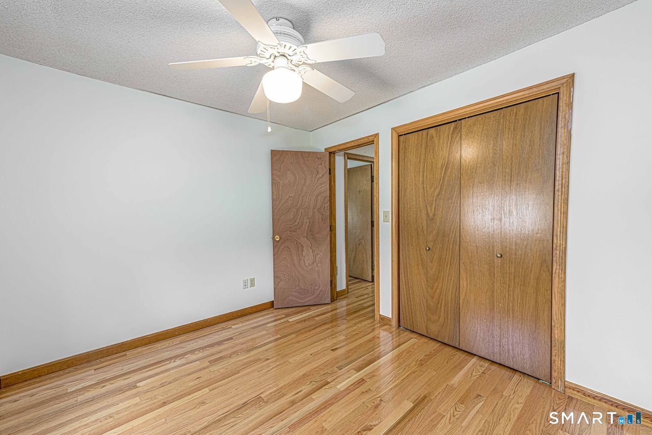 16 Sugar Hill Road North Haven CT 06473