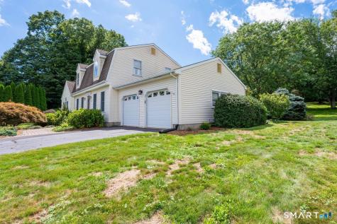 16 Sugar Hill Road North Haven CT 06473