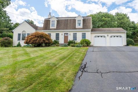 16 Sugar Hill Road North Haven CT 06473