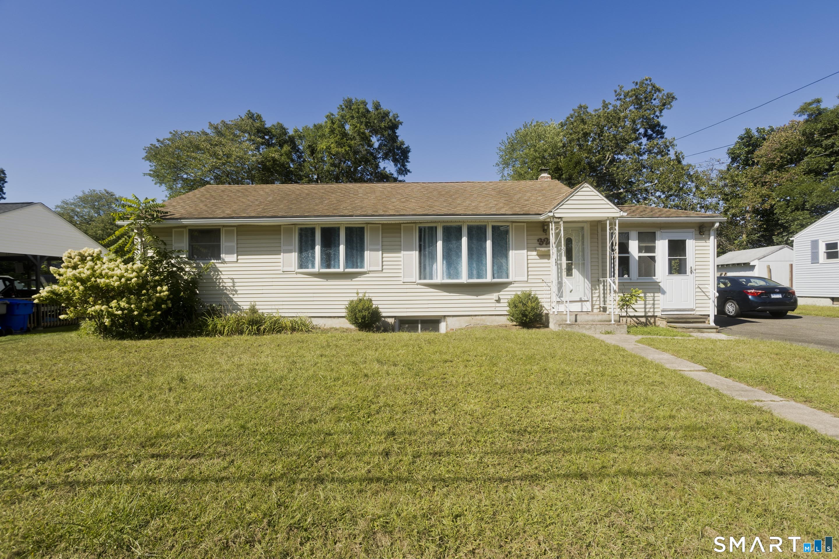 32 Indian Run Enfield CT 06082