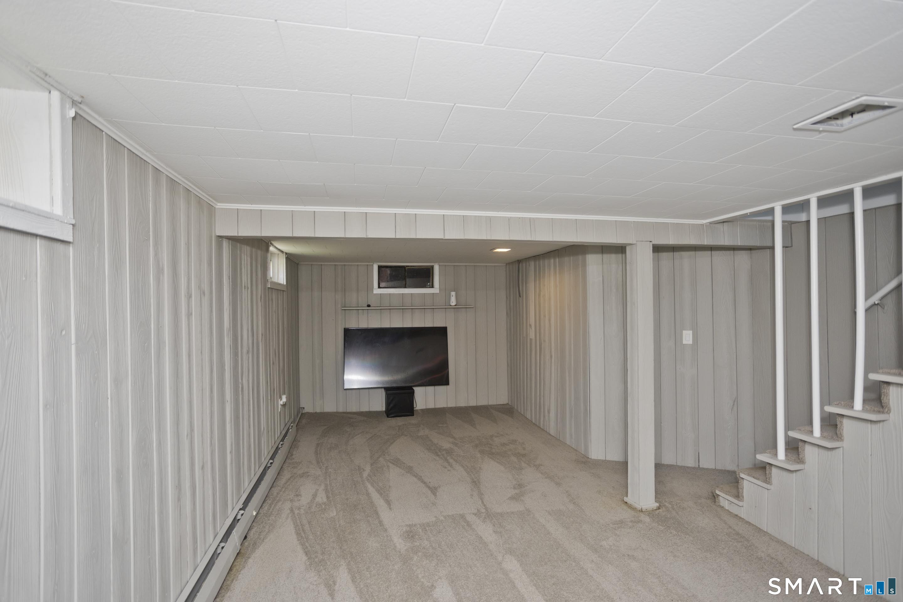 32 Indian Run Enfield CT 06082