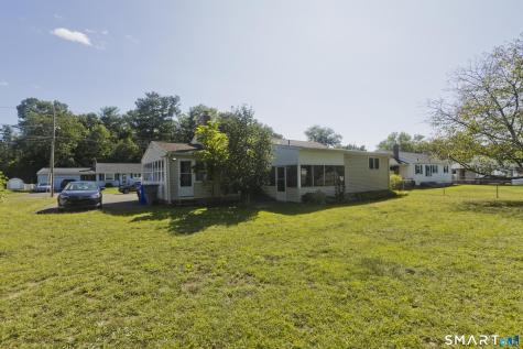 32 Indian Run Enfield CT 06082