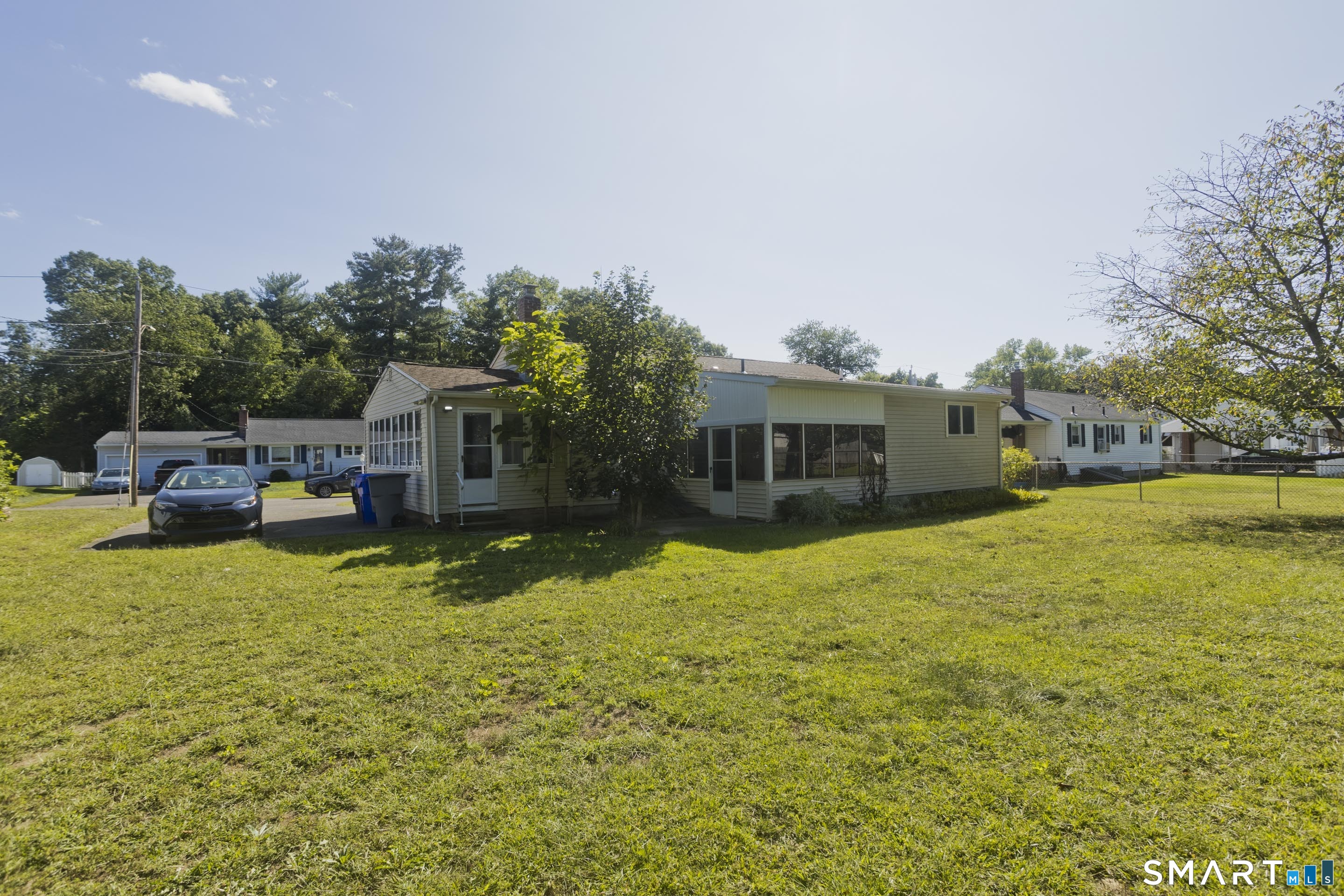 32 Indian Run Enfield CT 06082
