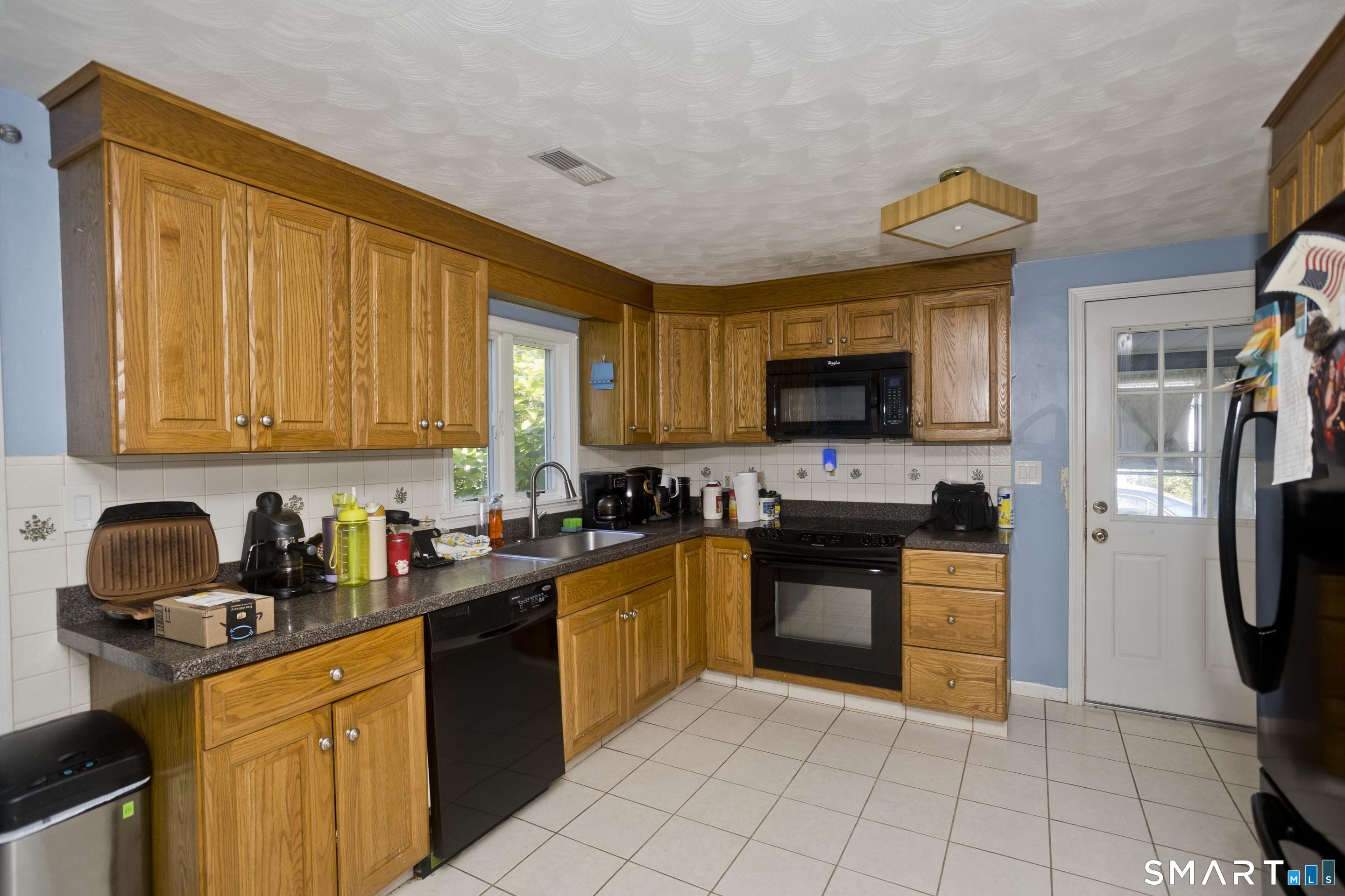 32 Indian Run Enfield CT 06082