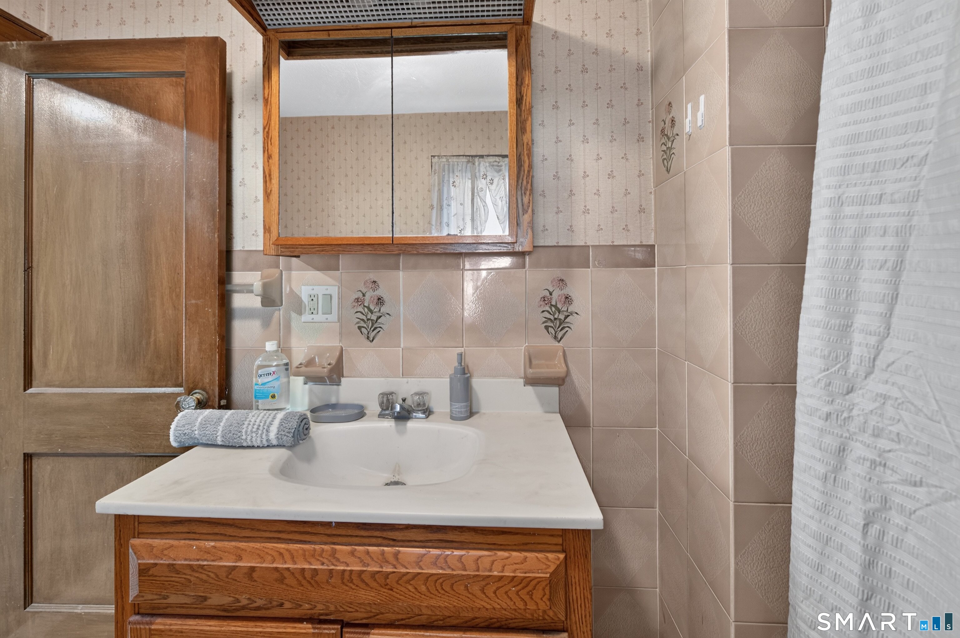 79 Farmington Avenue Plainville CT 06062