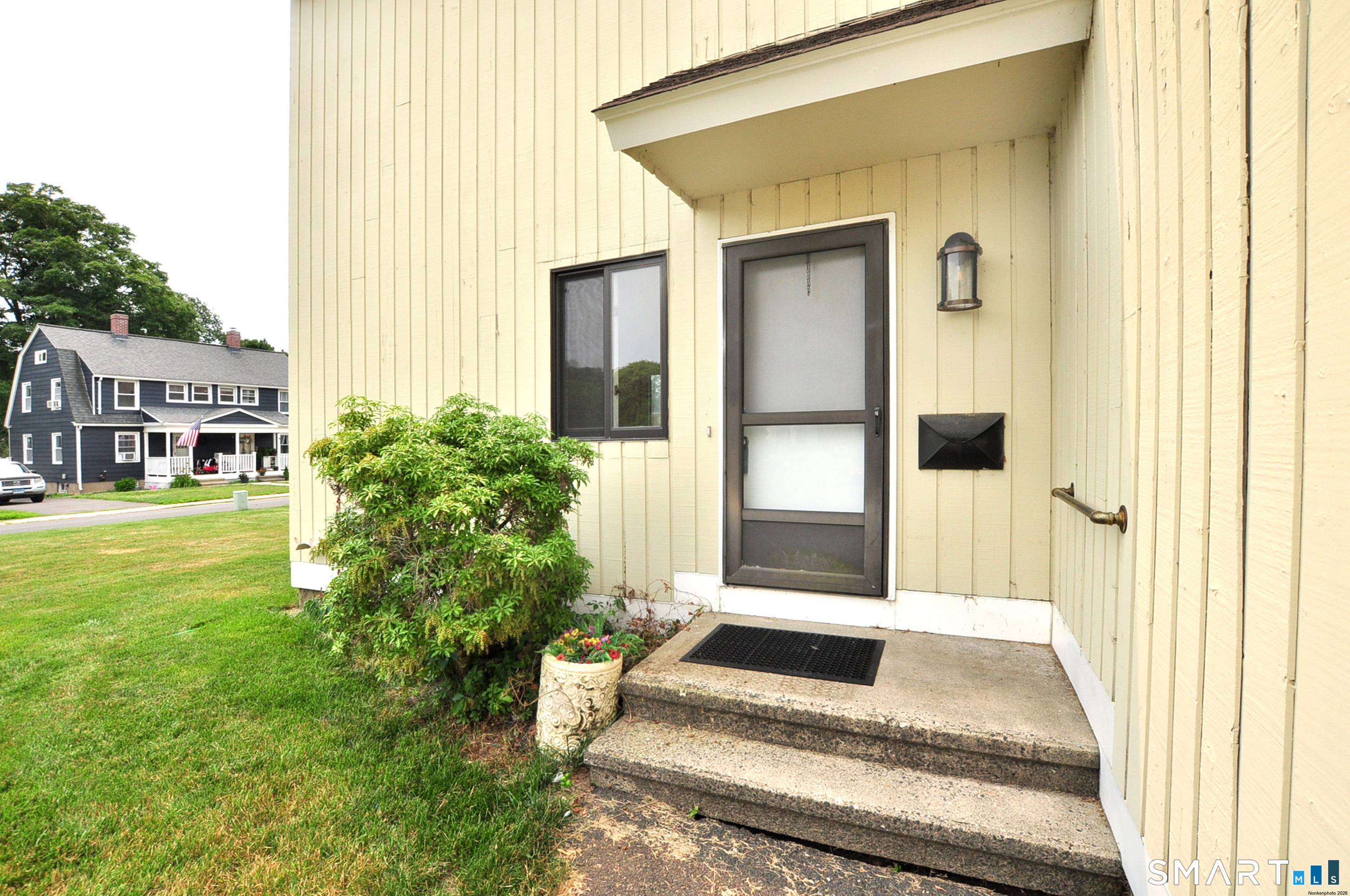 1 Meadow Court Simsbury CT 06070
