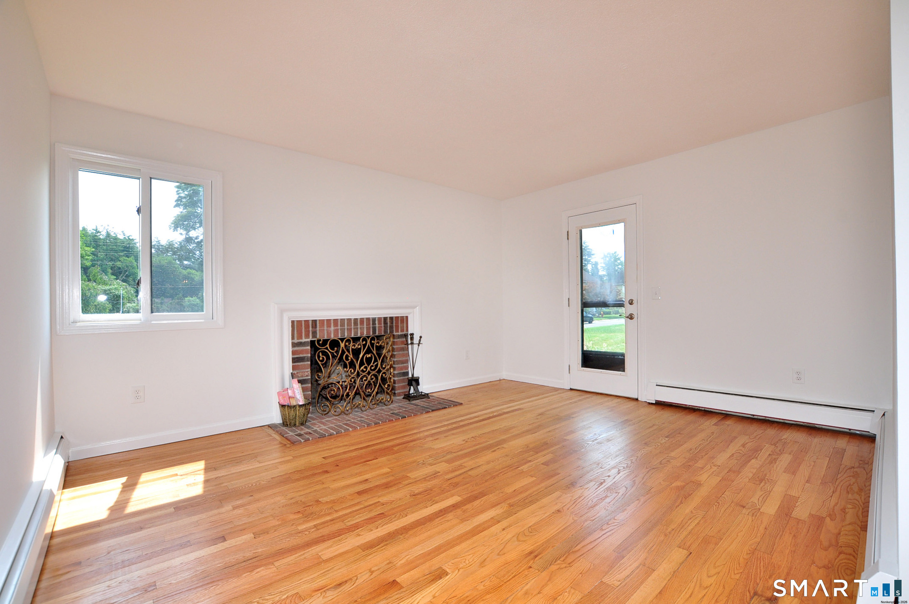 1 Meadow Court Simsbury CT 06070
