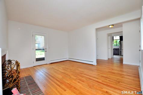 1 Meadow Court Simsbury CT 06070