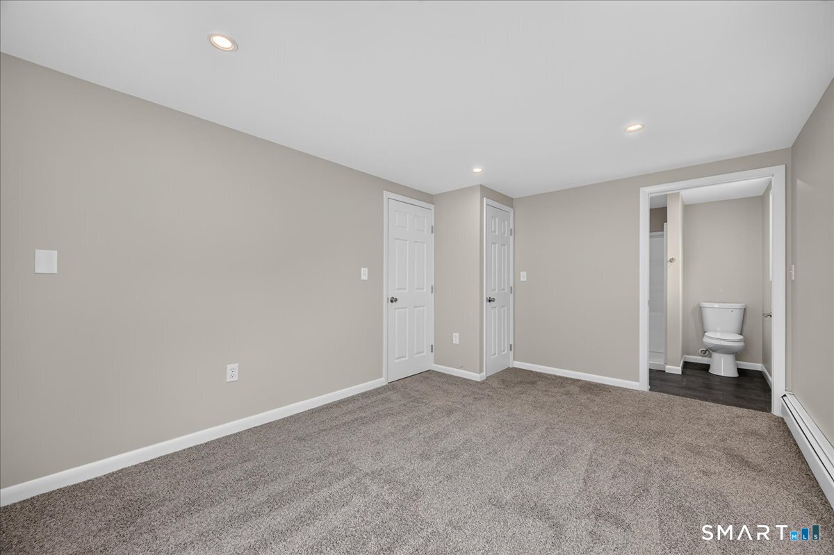 161 Ridgewood Drive Groton CT 06355