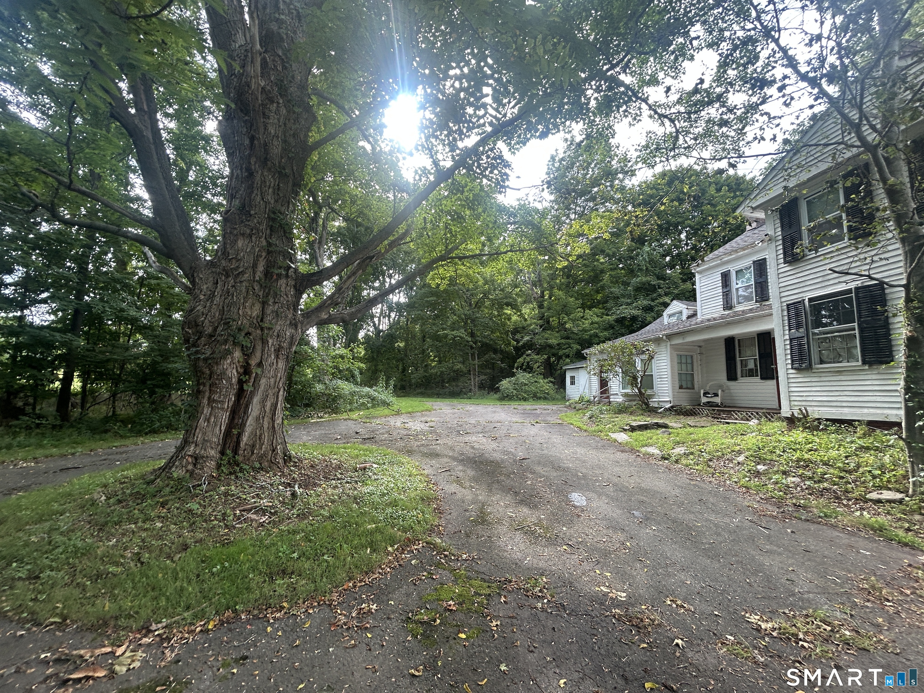 433 Simsbury Road Bloomfield CT 06002