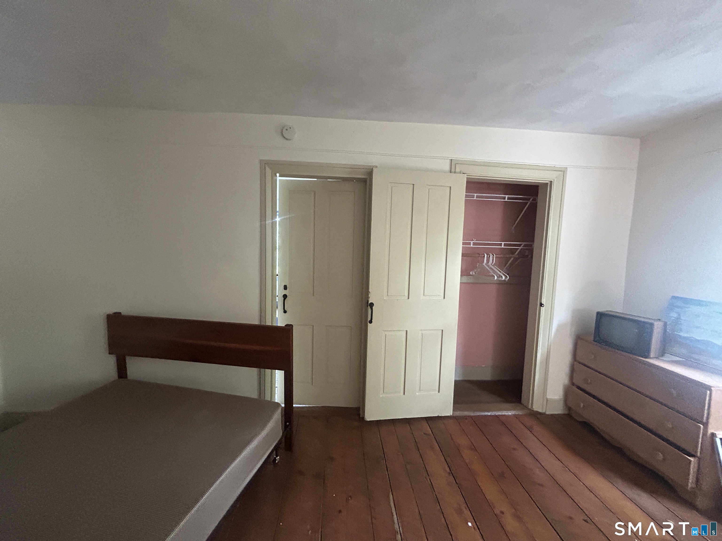 433 Simsbury Road Bloomfield CT 06002