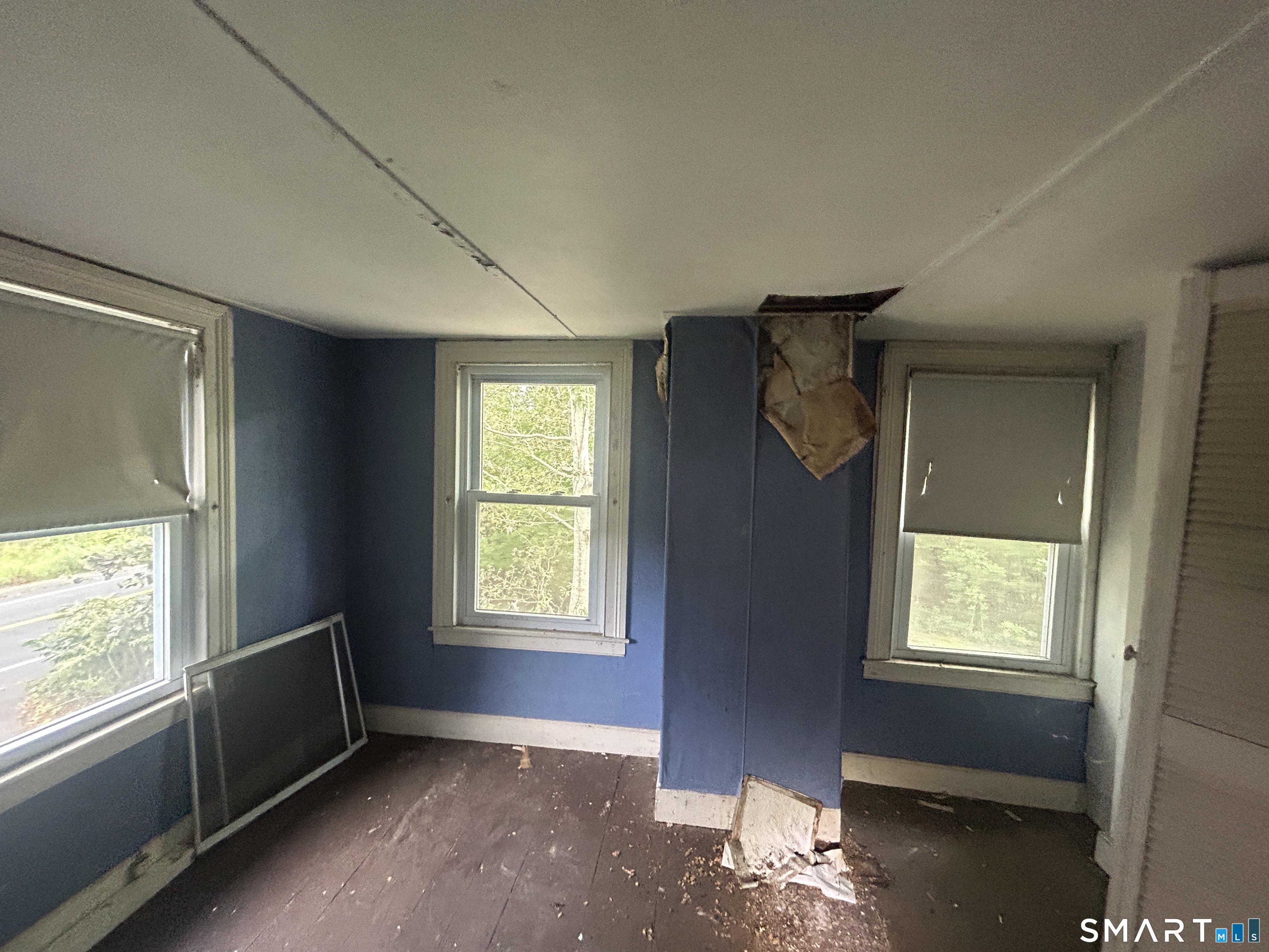 433 Simsbury Road Bloomfield CT 06002
