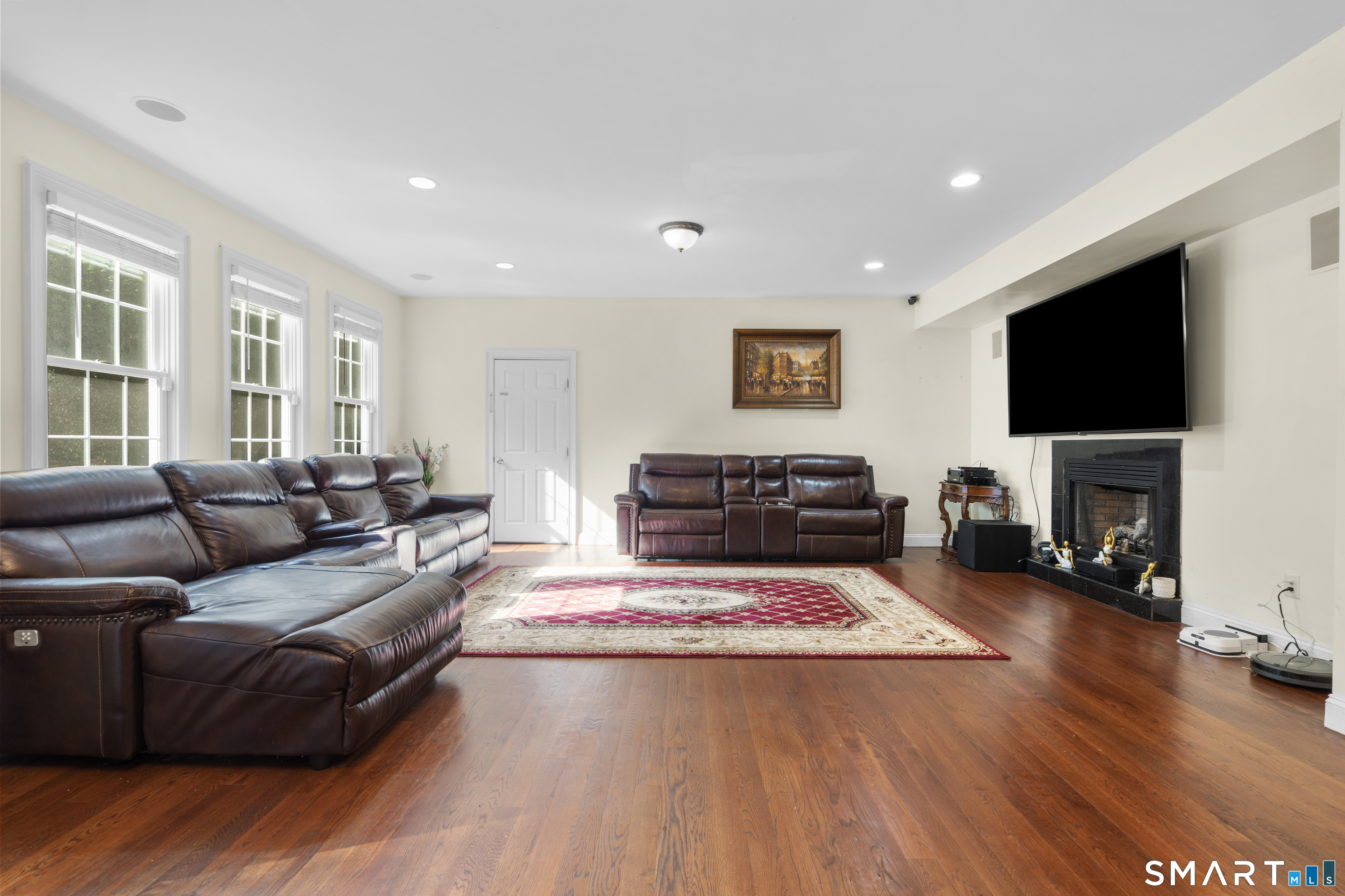 3 Butternut Ridge Road Oxford CT 06478