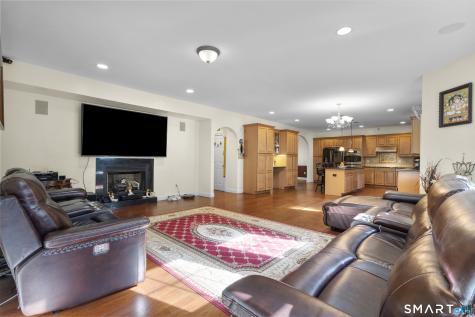 3 Butternut Ridge Road Oxford CT 06478
