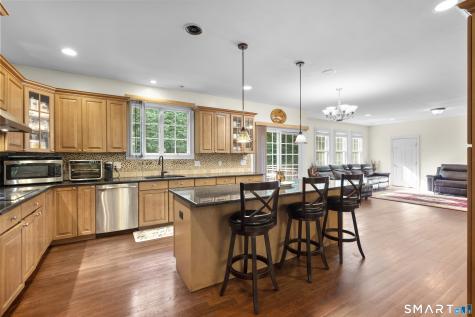 3 Butternut Ridge Road Oxford CT 06478