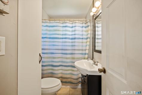 4 Francis Street East Haven CT 06512