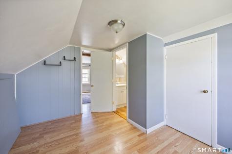 4 Francis Street East Haven CT 06512
