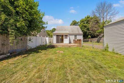 4 Francis Street East Haven CT 06512