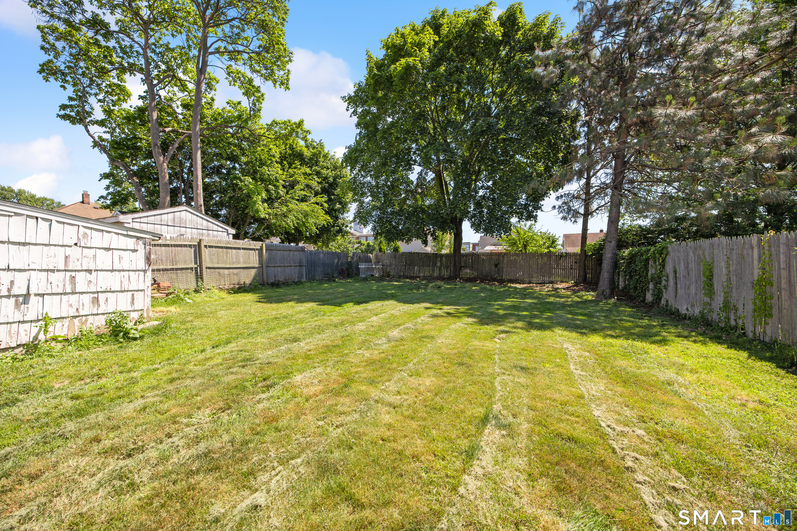 4 Francis Street East Haven CT 06512