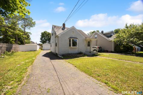 4 Francis Street East Haven CT 06512