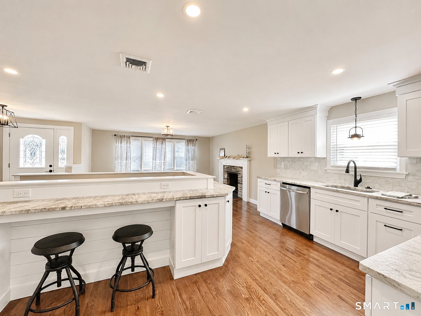 749 Maple Street Wethersfield CT 06109
