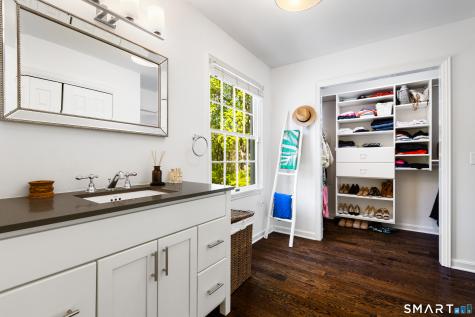12 Ricki Beth Lane Greenwich CT 06870
