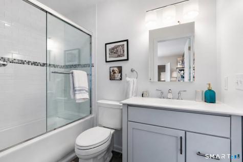 12 Ricki Beth Lane Greenwich CT 06870
